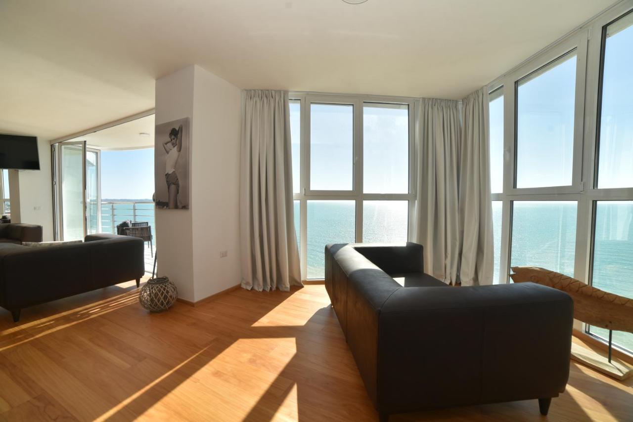 דורס Beachfront Marilyn מראה חיצוני תמונה